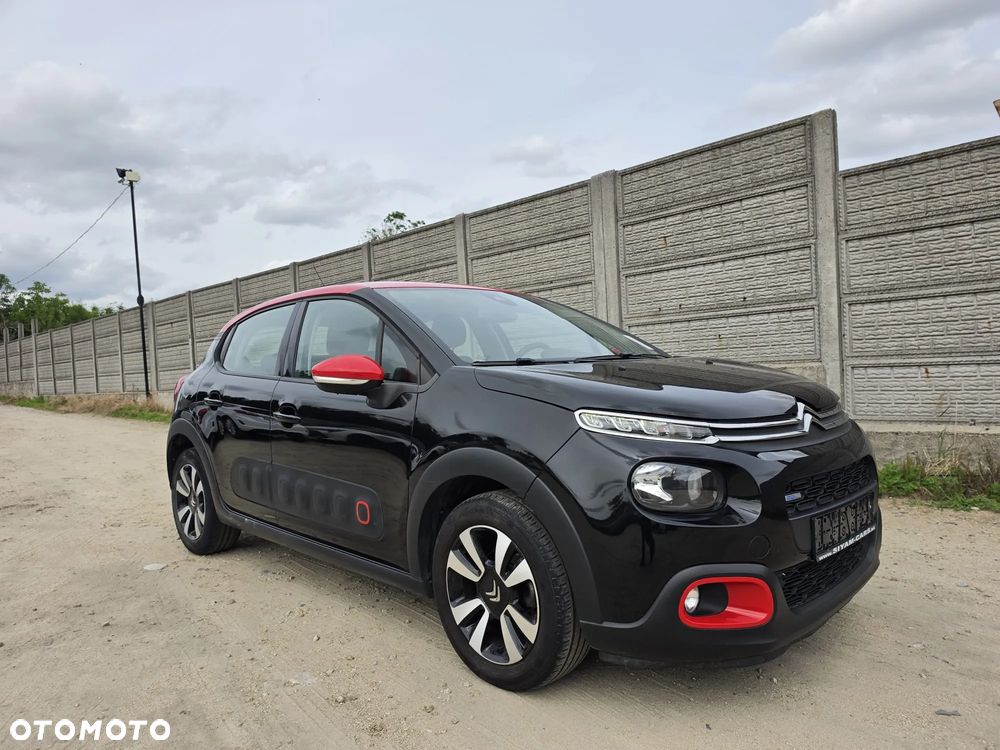 Citroën C3 Pure Tech 82 SHINE - 1