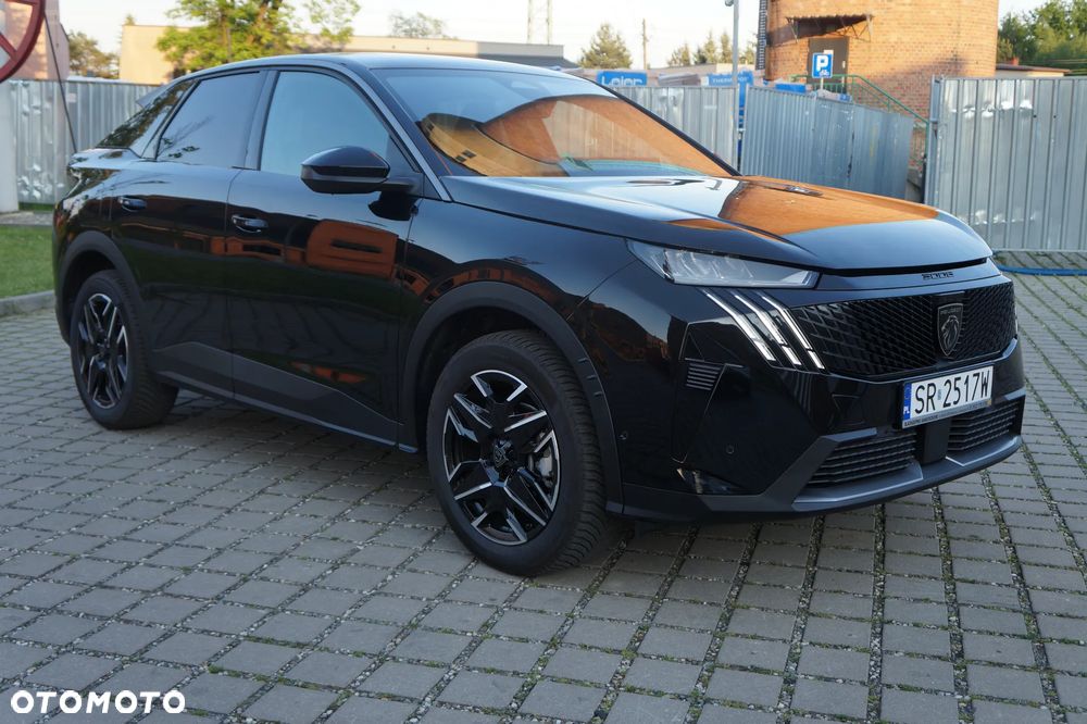 Peugeot 3008 1.2 PureTech mHEV Allure Pack S&S e-DCS6 - 8