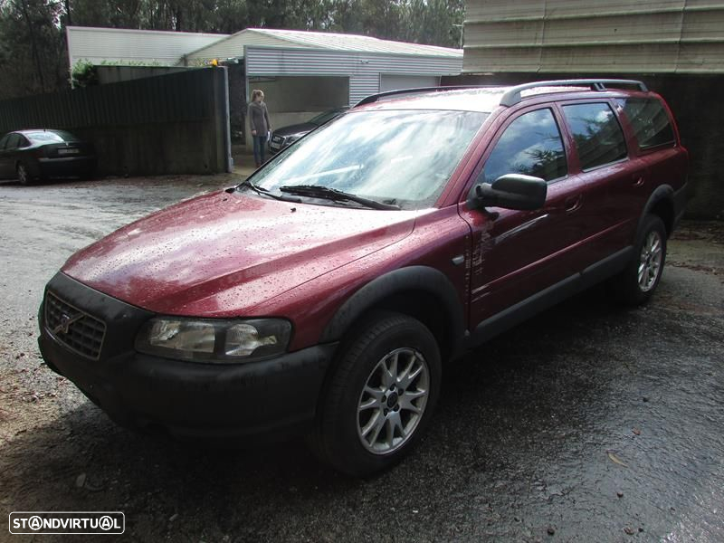 Volvo XC70 2.4 D5 de2003 - Peças Usadas (5905) - 2