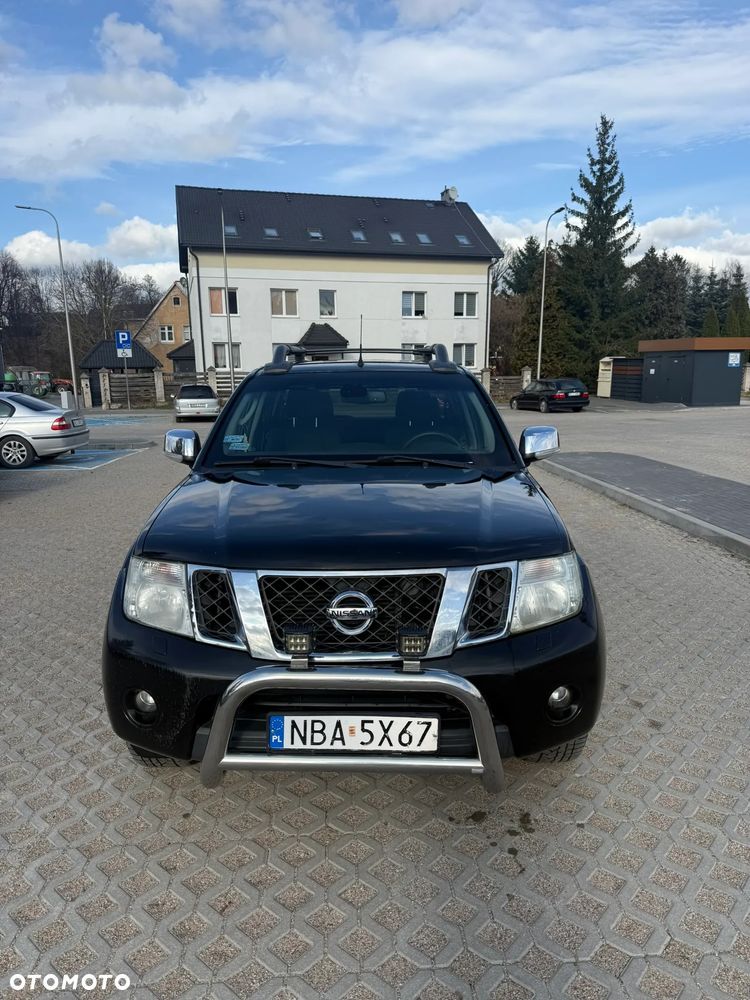 Nissan Navara - 1
