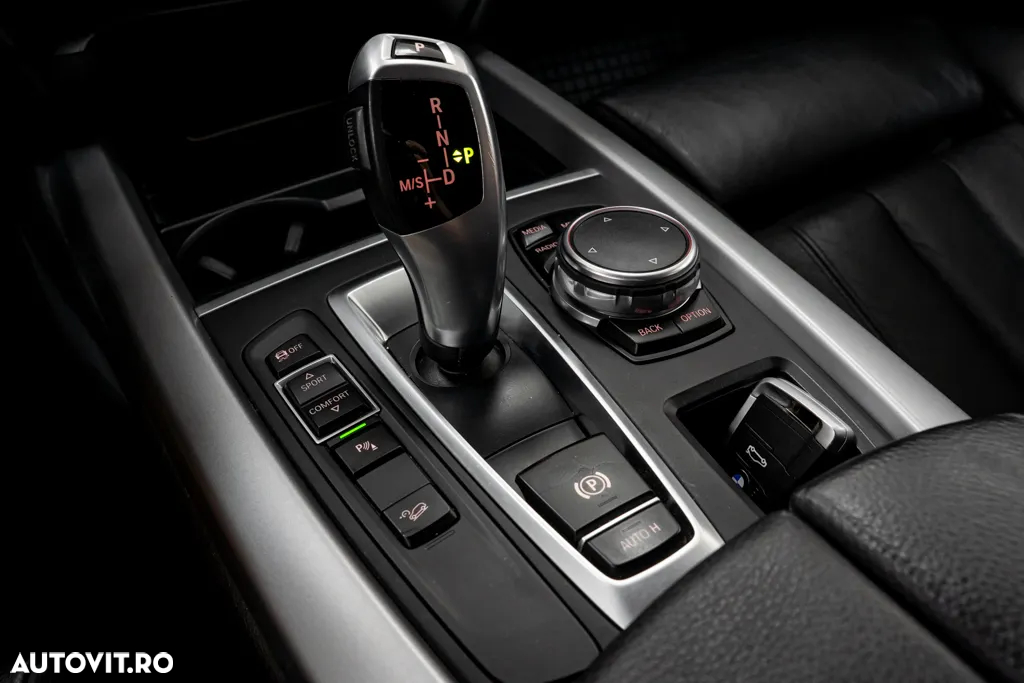 BMW X5 xDrive30d - 32
