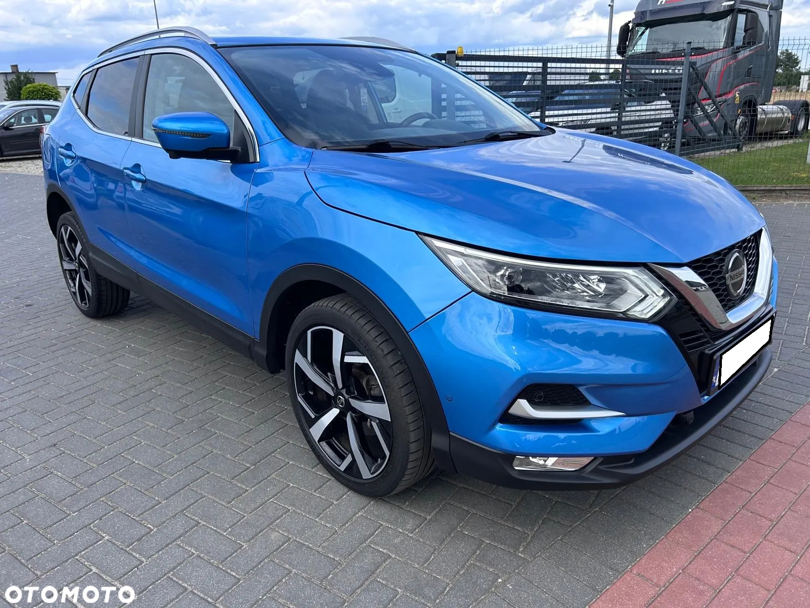 Nissan Qashqai 1.3 DIG-T Tekna DCT - 2