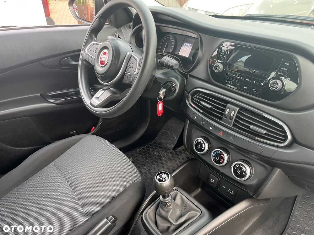 Fiat Tipo 1.4 16V Easy EU6d - 17