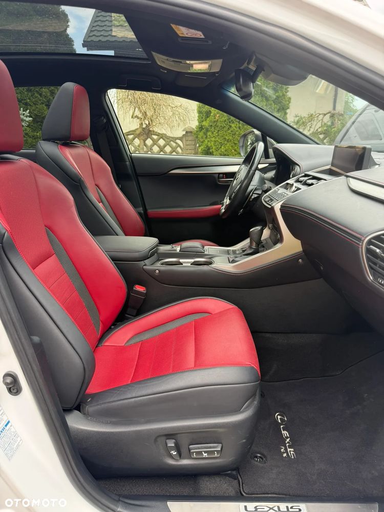 Lexus NX 300h F Sport Edition AWD - 9