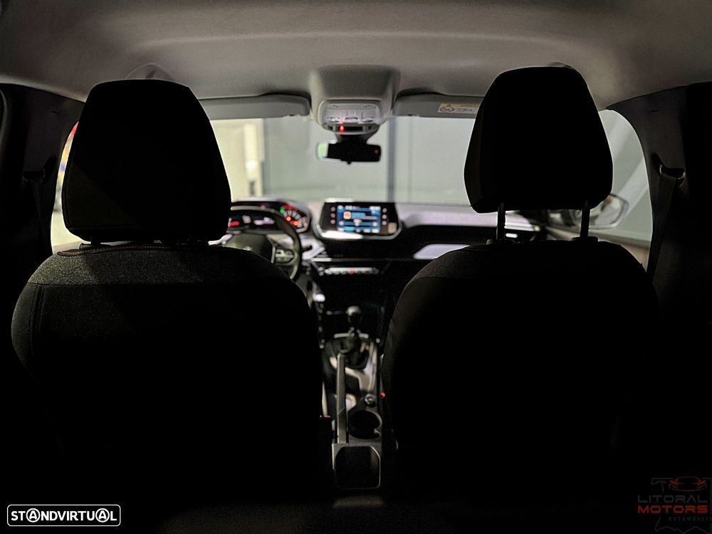 Peugeot 208 1.2 PureTech SE Style - 34