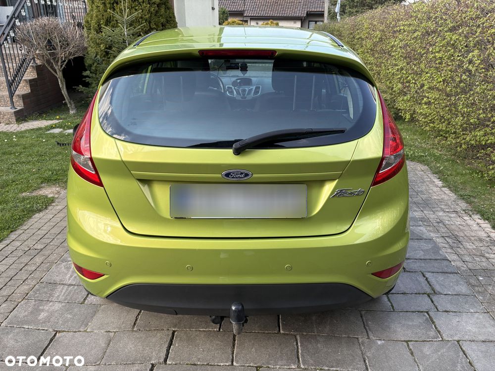 Ford Fiesta 1.25 Ambiente EU5 - 12