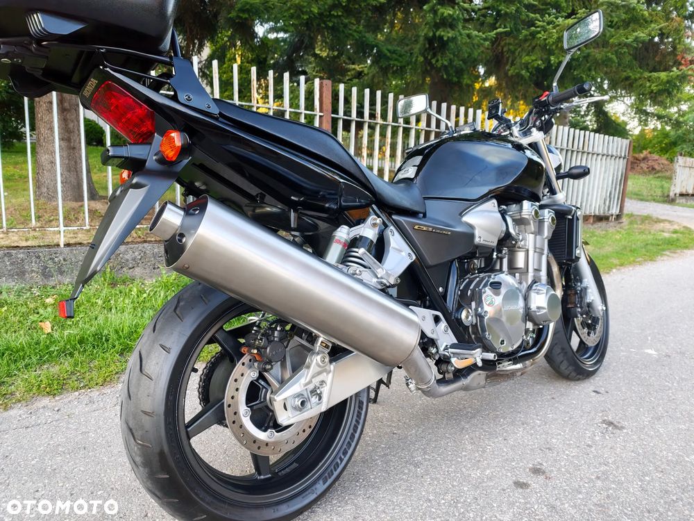 Honda CB - 3