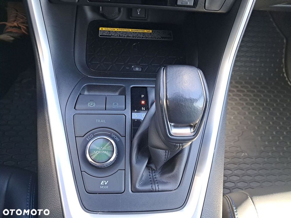 Toyota RAV4 2.5 Hybrid Selection 4x4 - 28