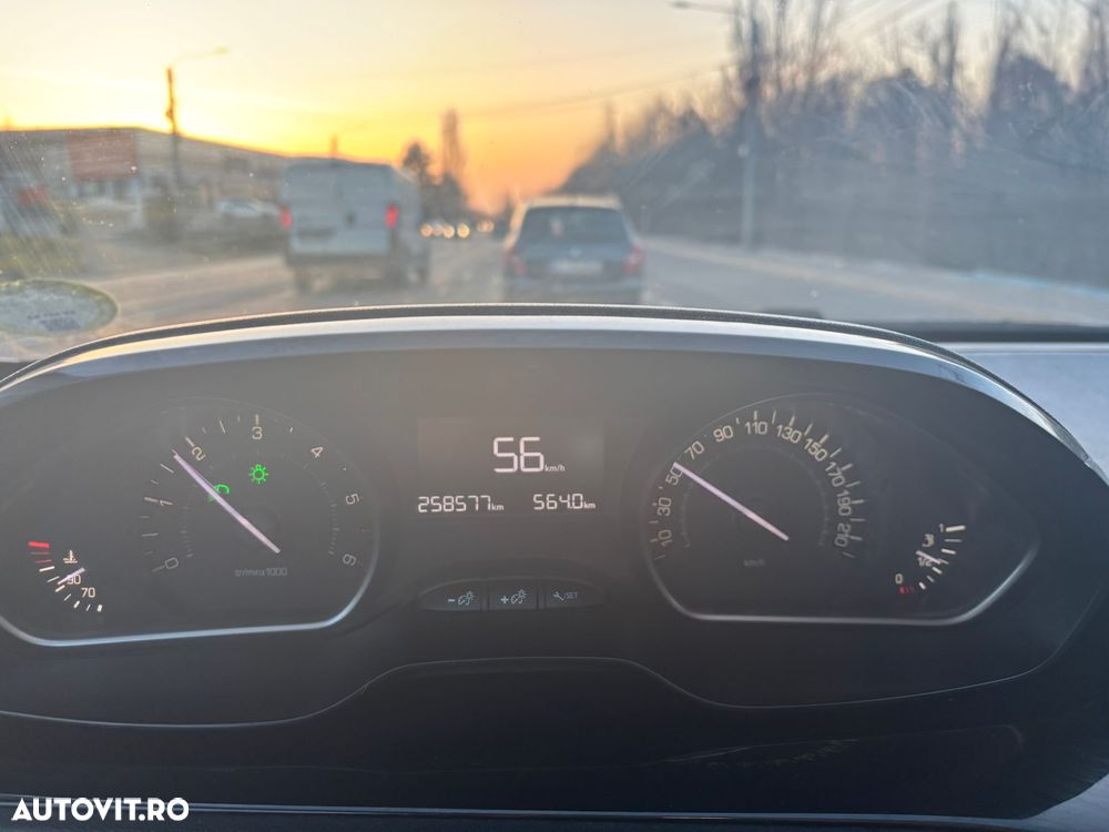 Peugeot 208 1.6 BlueHDi FAP Active - 7