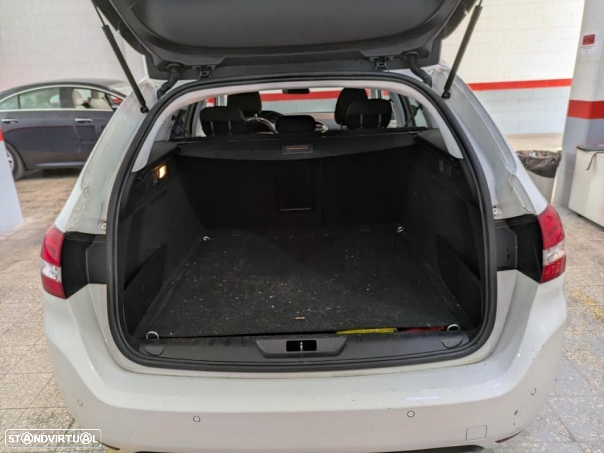 Peugeot 308 SW 1.5 BlueHDi Style - 10