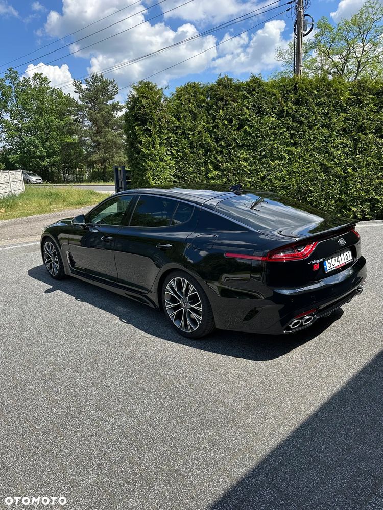 Kia Stinger 2.0 T-GDI GT Line - 3
