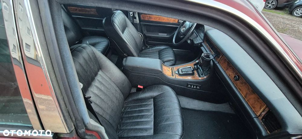 Jaguar XJ Soverign 3.2i - 7