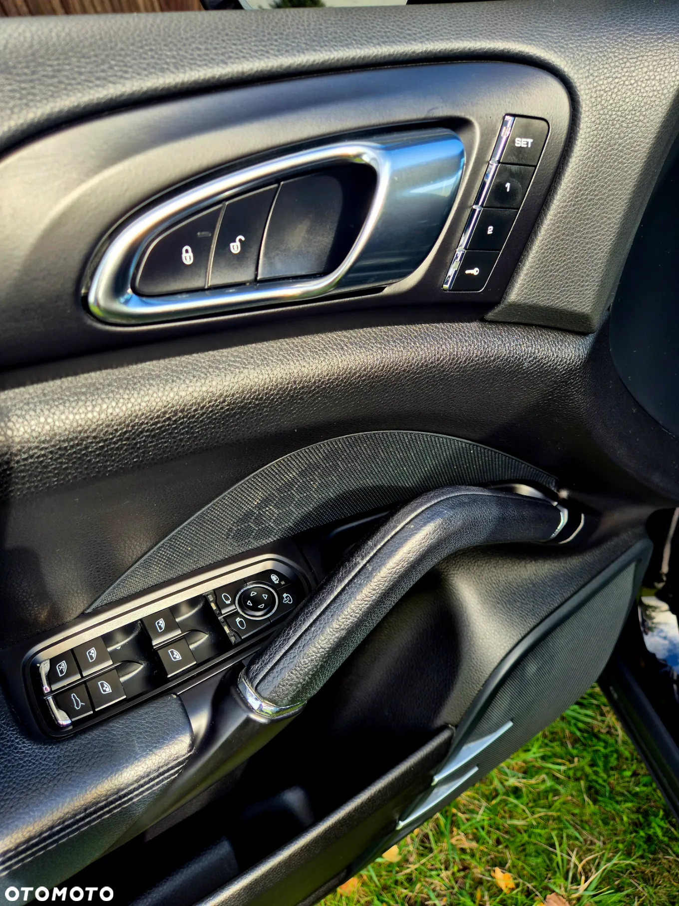 Porsche Cayenne - 14