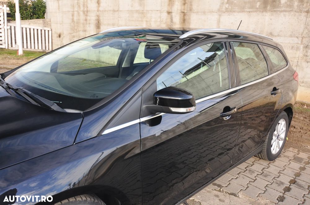 Ford Focus 1.5 EcoBoost Start-Stopp-System Aut. TITANIUM - 12