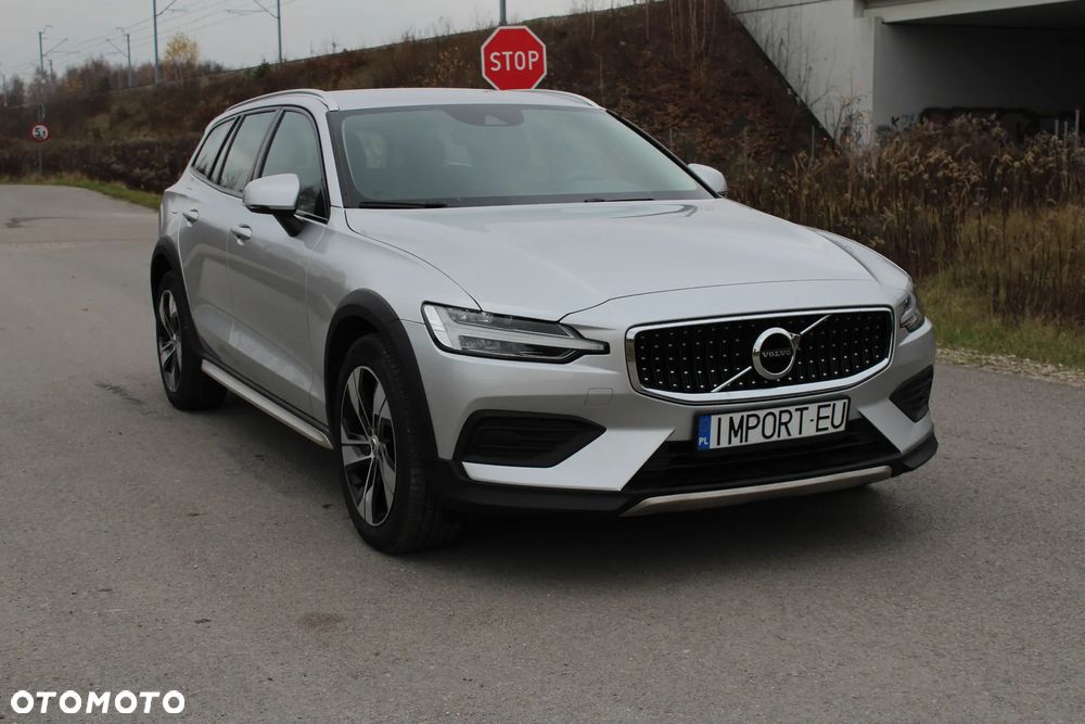 Volvo V60 Cross Country B4 D AWD Geartronic - 8