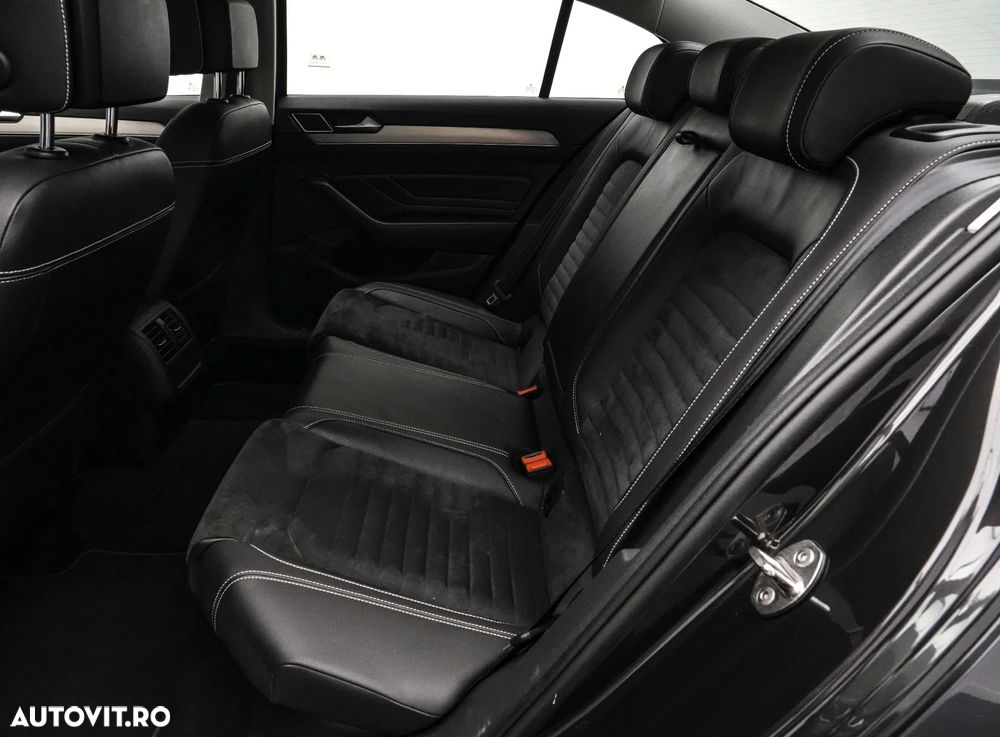 Volkswagen Passat 2.0 TDI DSG Comfortline - 16