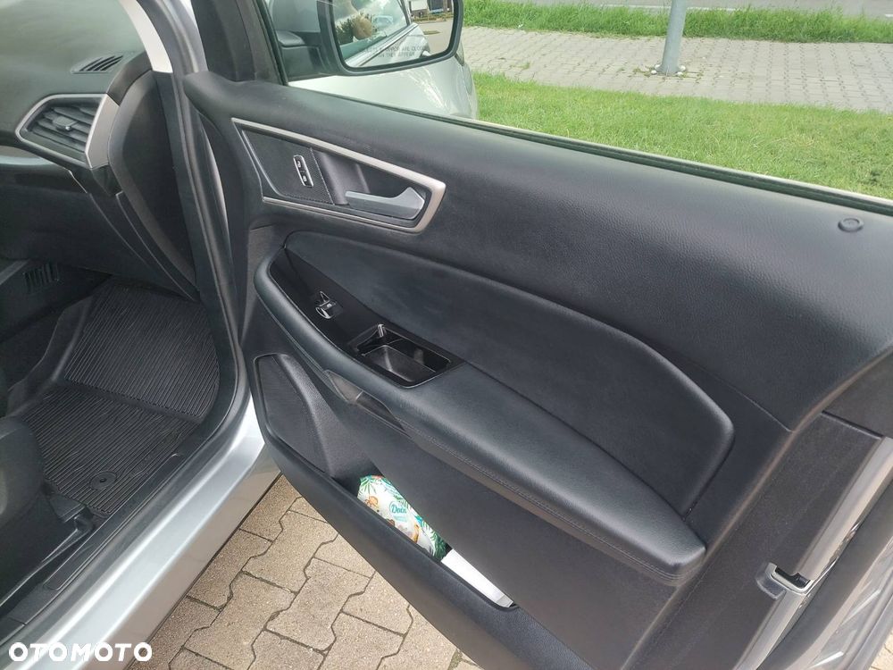 Ford Edge - 12