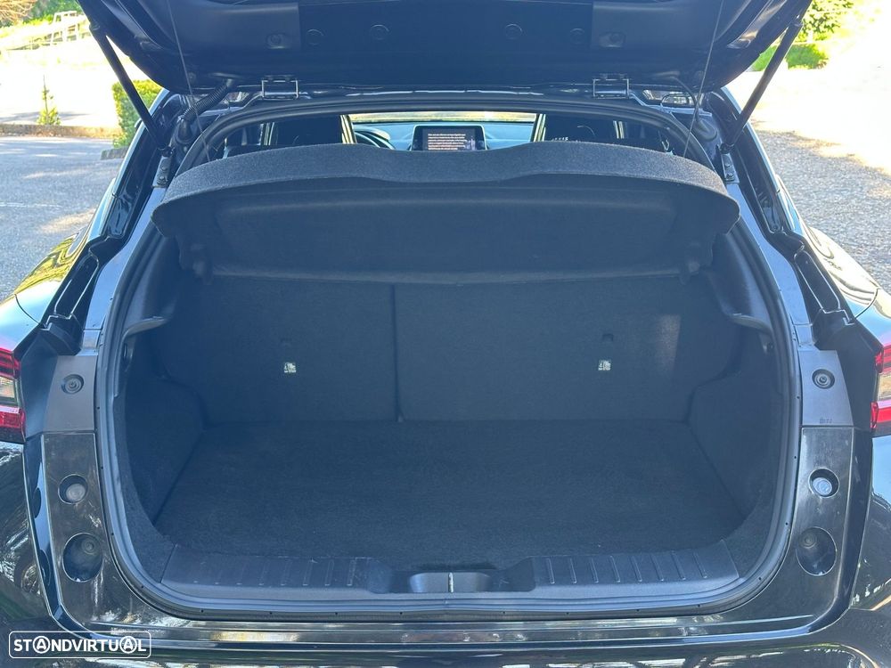 Nissan Juke 1.0 DIG-T N-Design Black DCT - 19