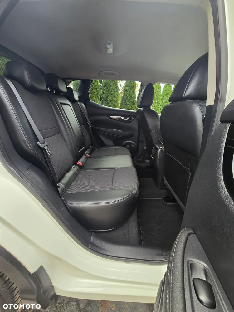 Nissan Qashqai ver-1-2-dig--t-n--connecta-xtronic - 15