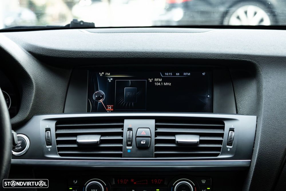 BMW X3 20 d xDrive Auto - 28