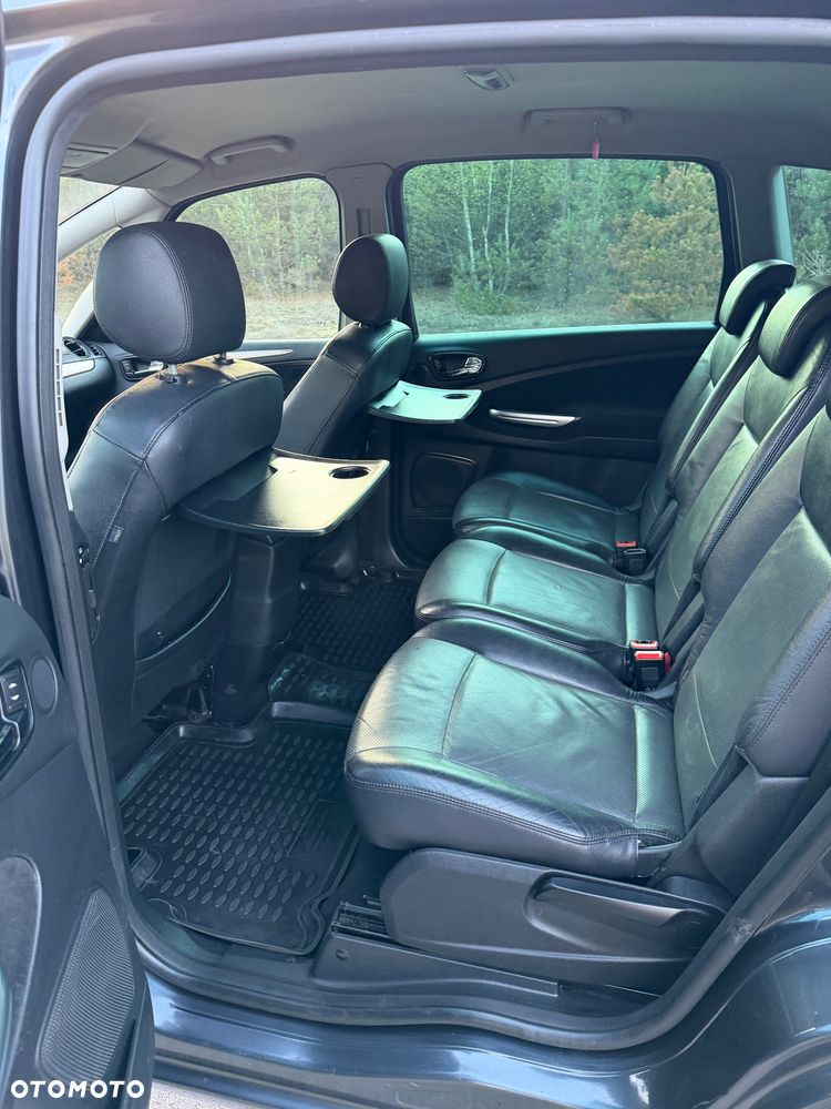 Ford S-Max 1.8 TDCi Ambiente - 17