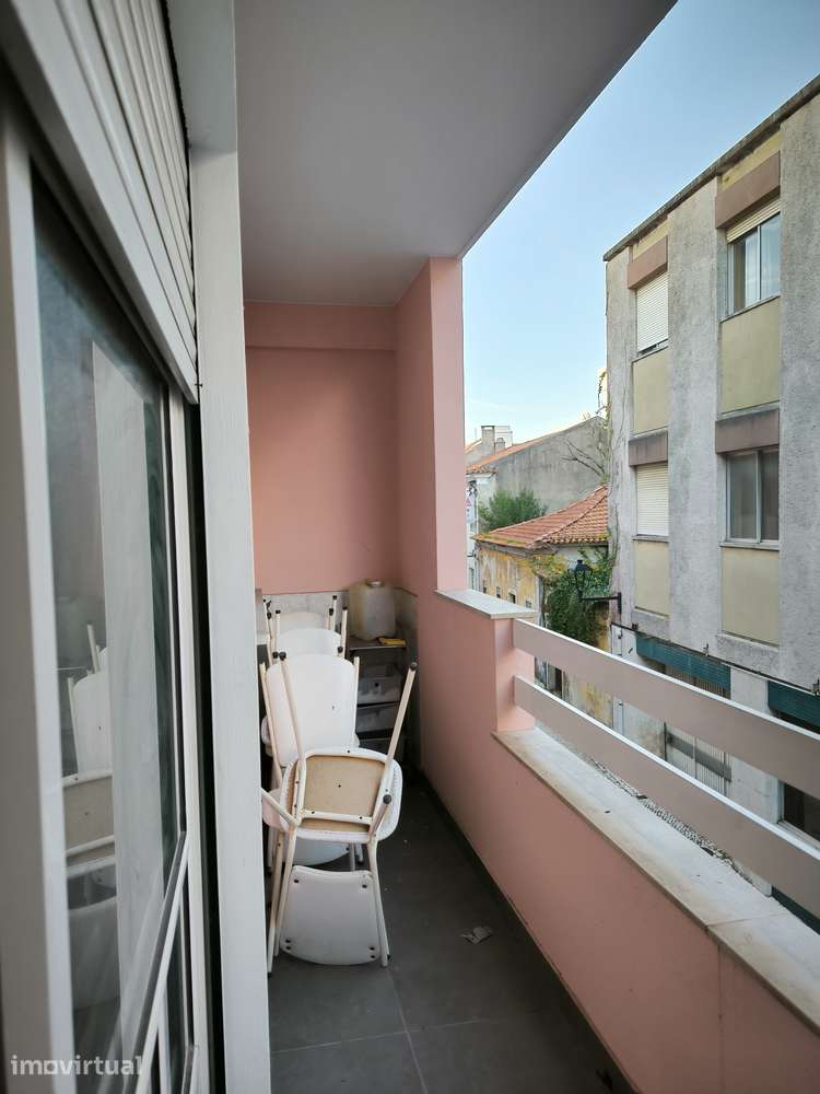 Apartamento T1 Top no centro da Marinha - Grande imagem: 5/13