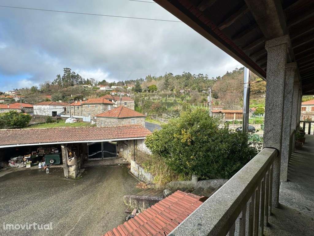 Moradia em pedra, em Mozelos - Grande imagem: 2/37