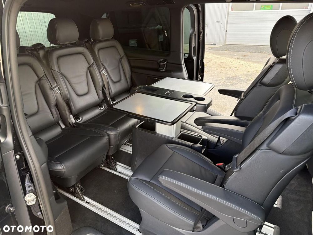 Mercedes-Benz Klasa V - 13