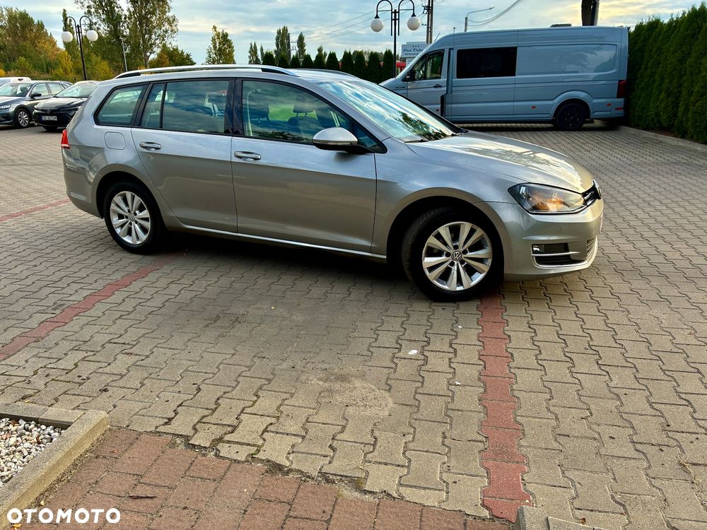 Volkswagen Golf 2.0 TDI (BlueMotion Technology) DSG Comfortline - 8