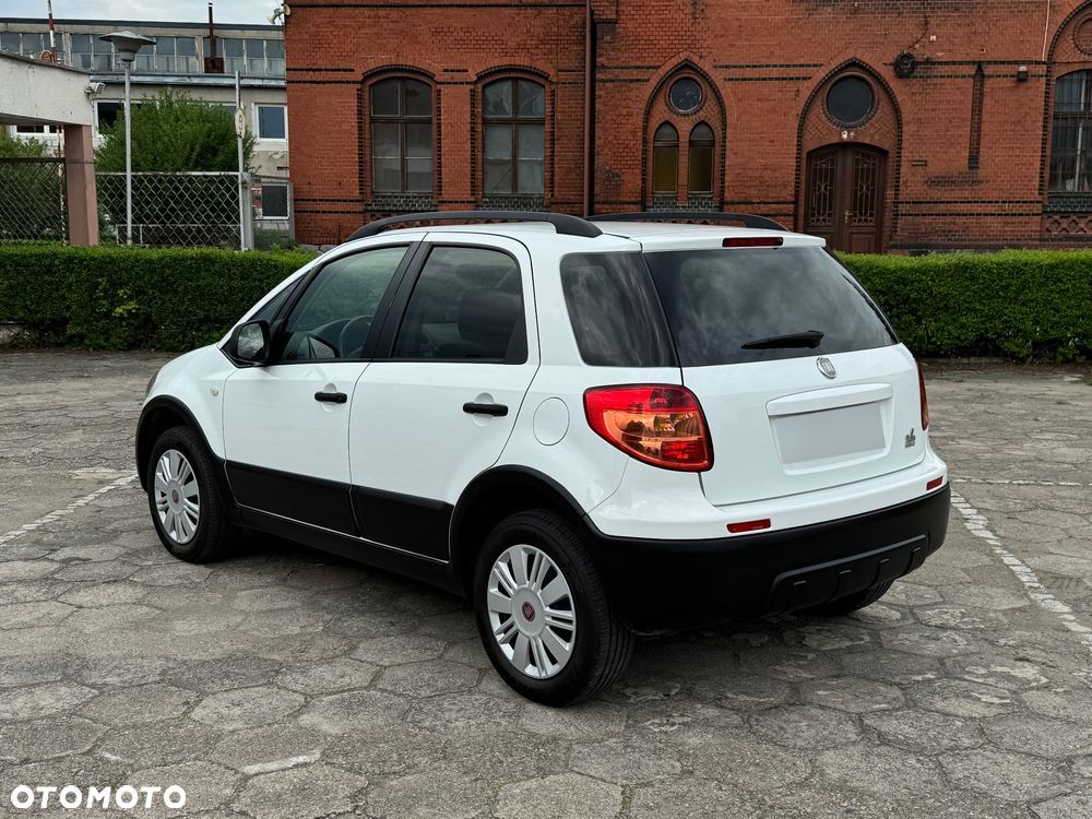 Fiat Sedici 1.6 16V 4x4 Emotion - 5