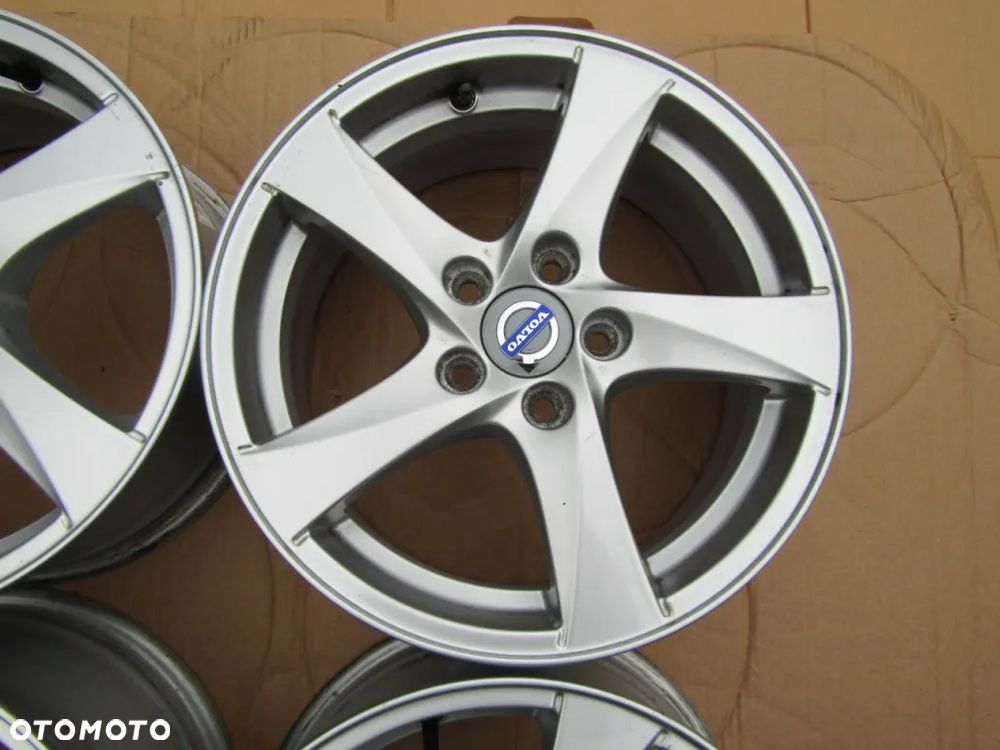 4x Felgi 16 Ford Volvo V60 S60 S80 V70 C30 V40 V50 7j 5x108 ET50 - 6
