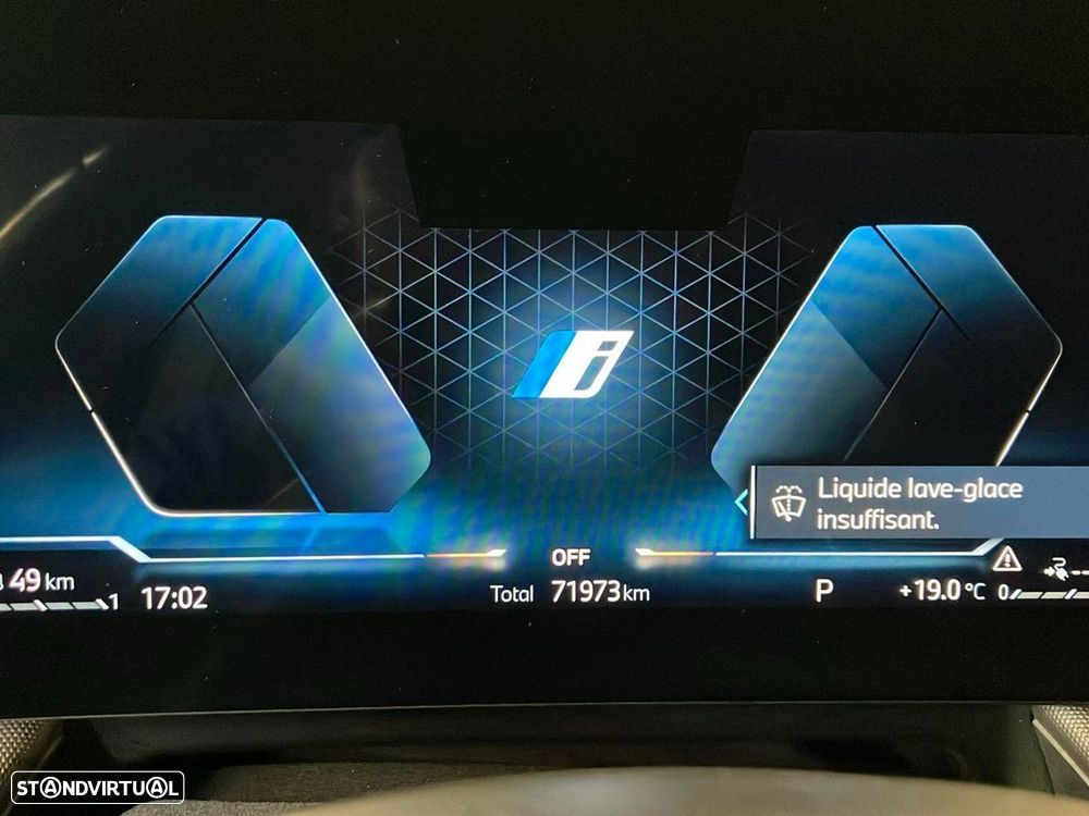 BMW 225xe Active Tourer - 15