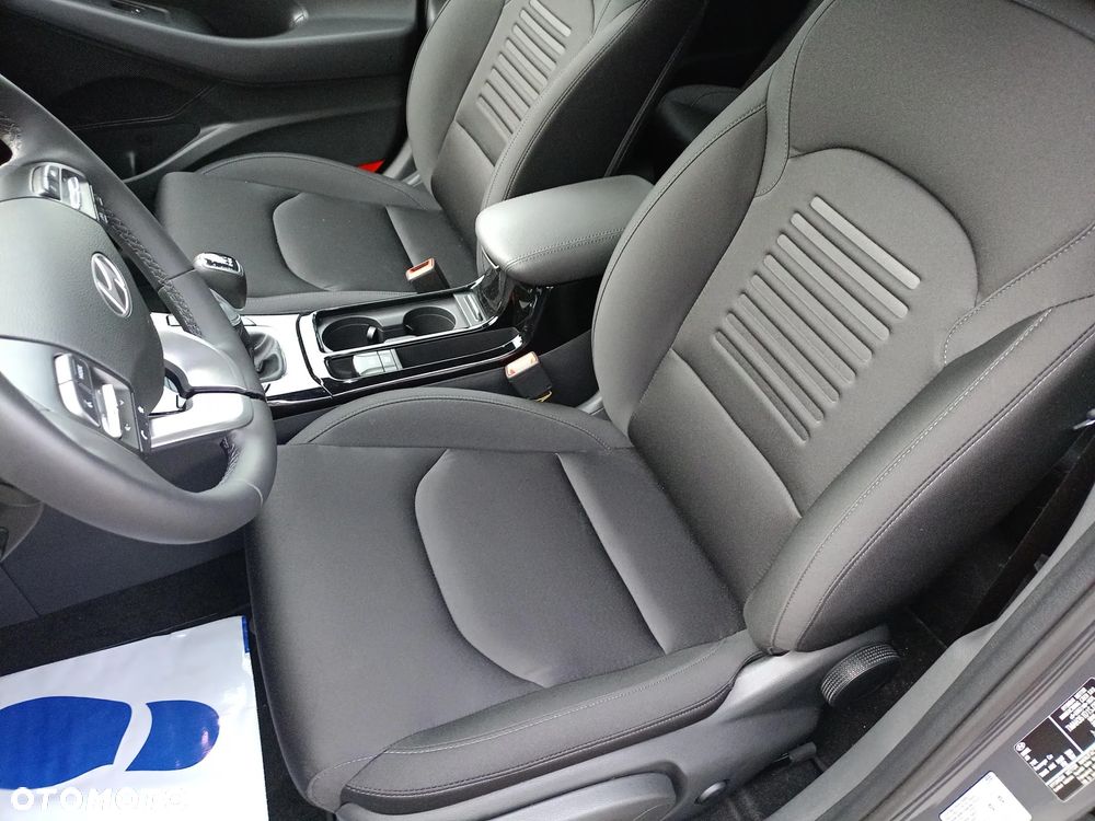 Hyundai i30 1.5 T-GDI 48V Smart - 13