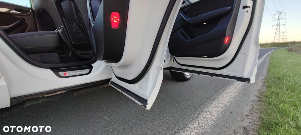 Audi Q3 1.4 TFSI Design S tronic - 31