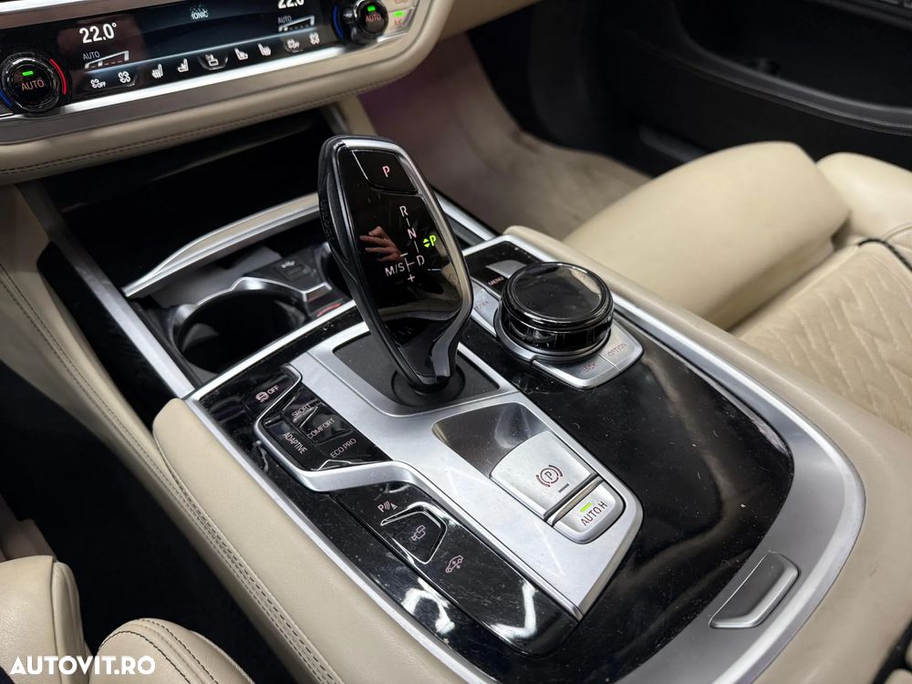 BMW Seria 7 740Ld xDrive - 22