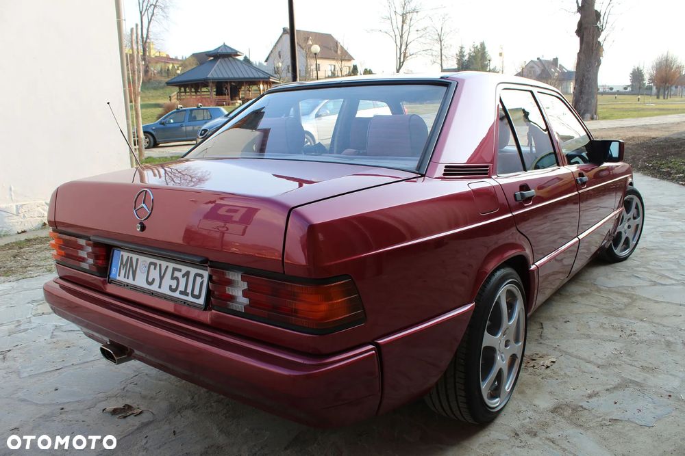 Mercedes-Benz W201 (190) - 36