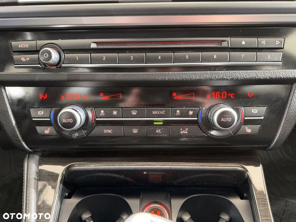 BMW Seria 5 - 25