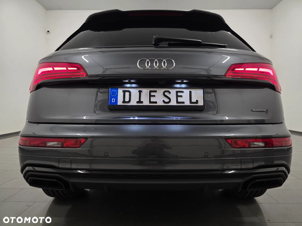 Audi Q5 40 TDI quattro S tronic S line - 37