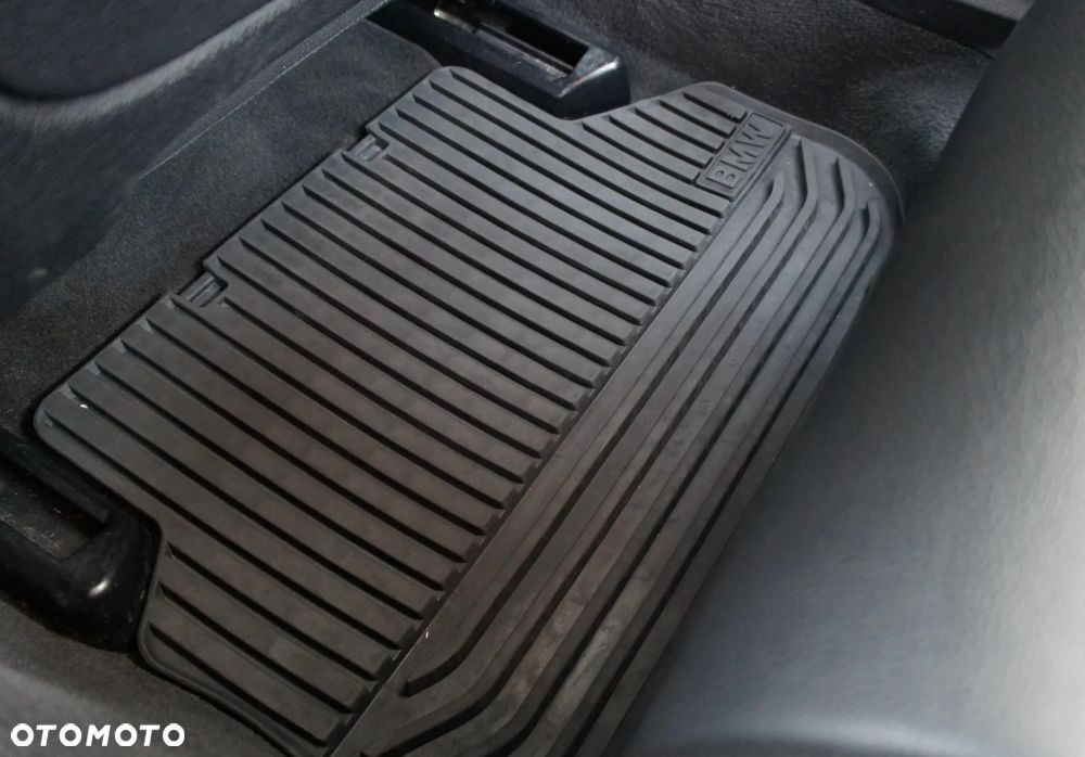 BMW Seria 5 520d xDrive Luxury Line - 18