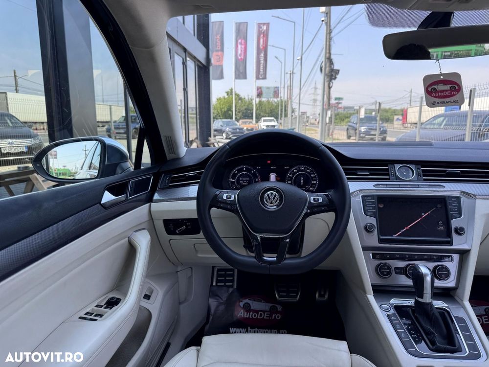 Volkswagen Passat Alltrack - 10