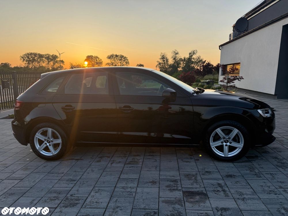 Audi A3 Sportback 2.0 TDI S tronic - 8