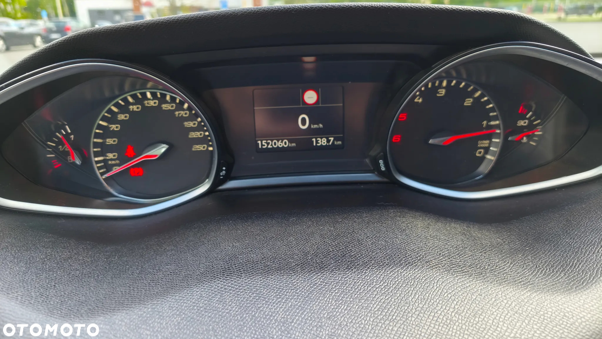 Peugeot 308 1.5 BlueHDi Allure Pack S&S - 6