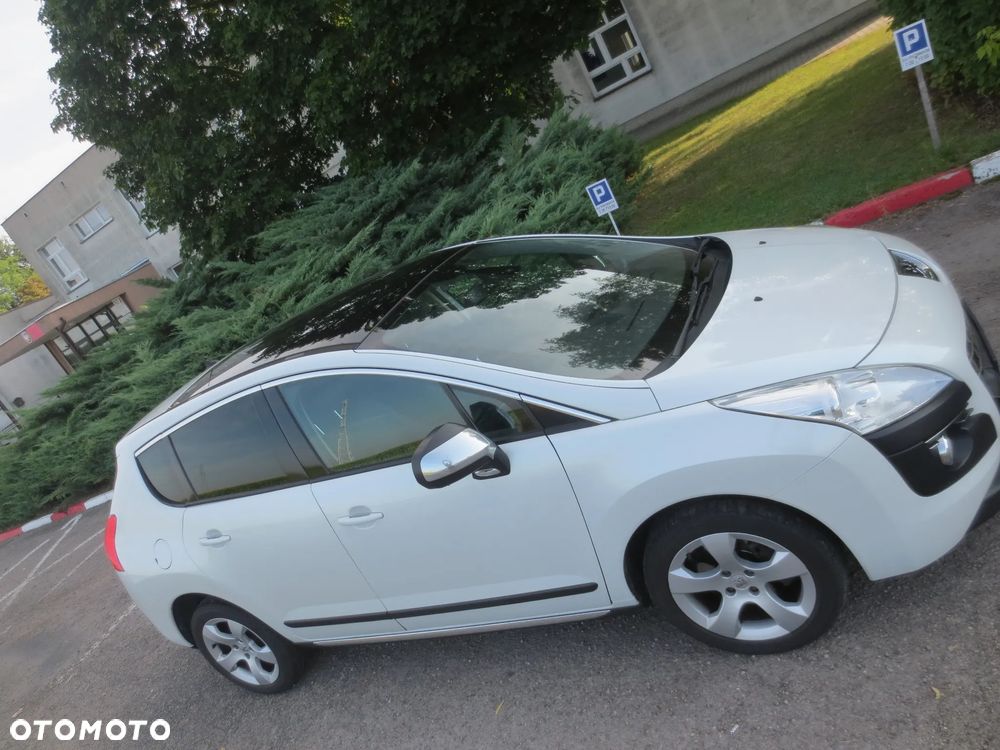 Peugeot 3008 2.0 HDi Allure - 24