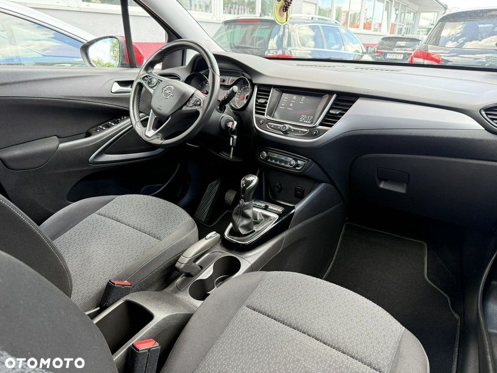 Opel Crossland X - 24