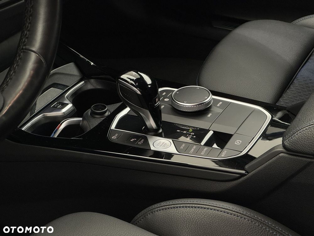 BMW Seria 1 118i M Sport - 9