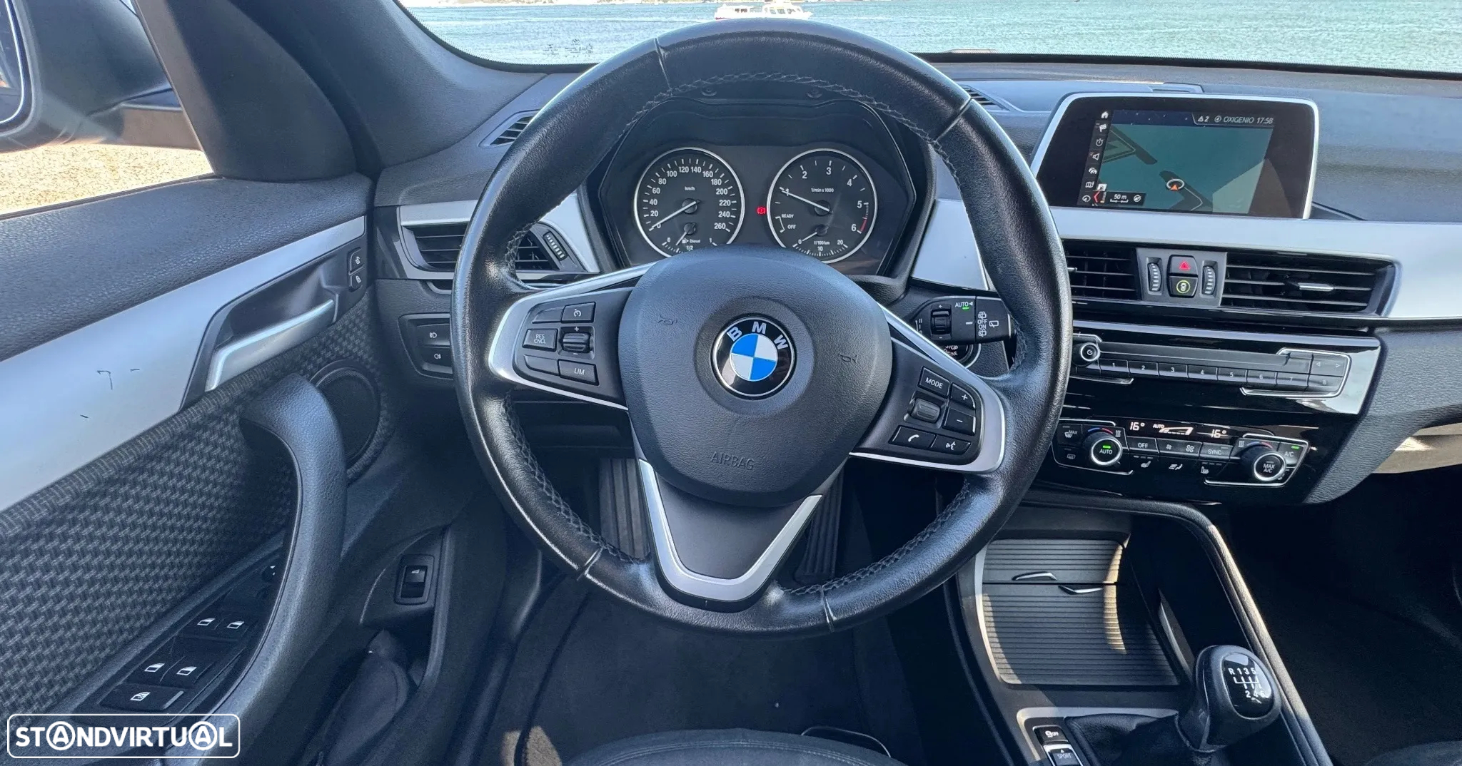 BMW X1 16 d sDrive Line Sport - 11