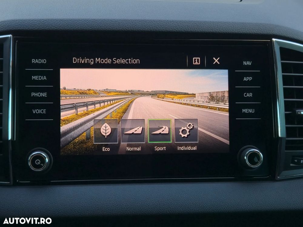 Skoda Karoq 1.5 TSI DSG Sportline - 28