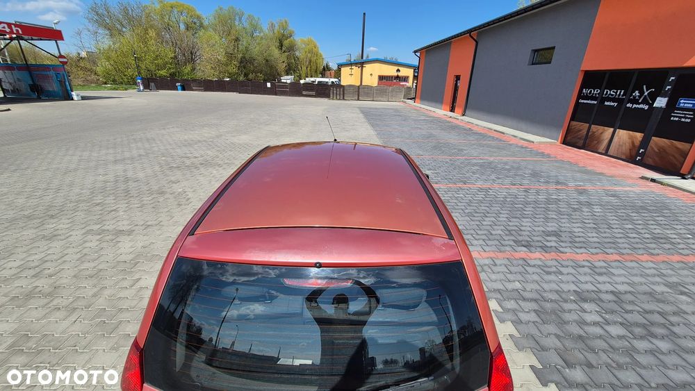 Hyundai i10 1.1 Classic + - 16