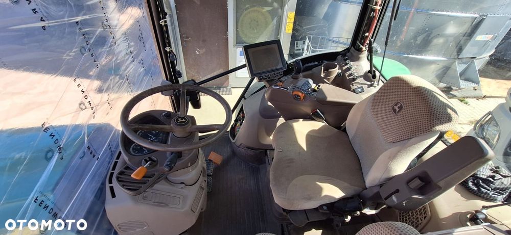 John Deere 6145R - 6