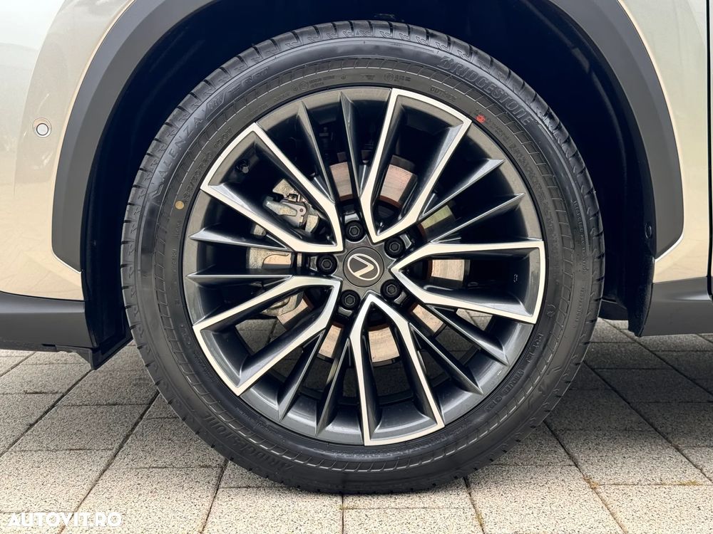 Lexus Seria NX 350h AWD CVT HEV Luxury - 29